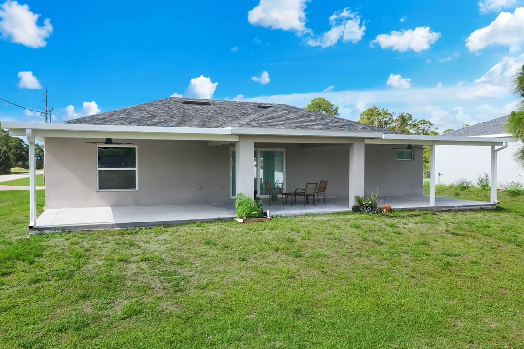 3200 41st St W, Lehigh Acres, FL 33971