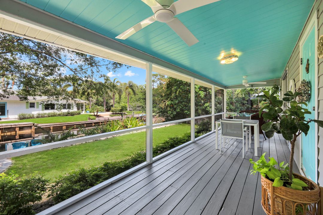 27292 East Dr, Bonita Springs, FL 34135