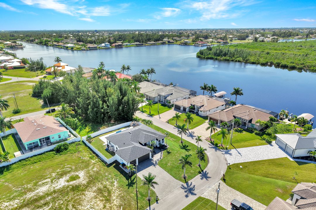 2701 NW 46th Ave, Cape Coral, FL 33993