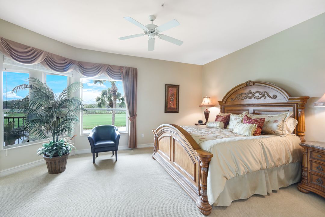 1880 Les Chateaux Blvd #201, Naples, FL 34109