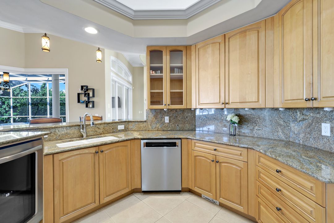 309 Rookery Ct, Marco Island, FL 34145