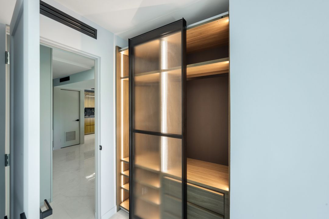 788 Park Shore Dr #E20, Naples, FL 34103