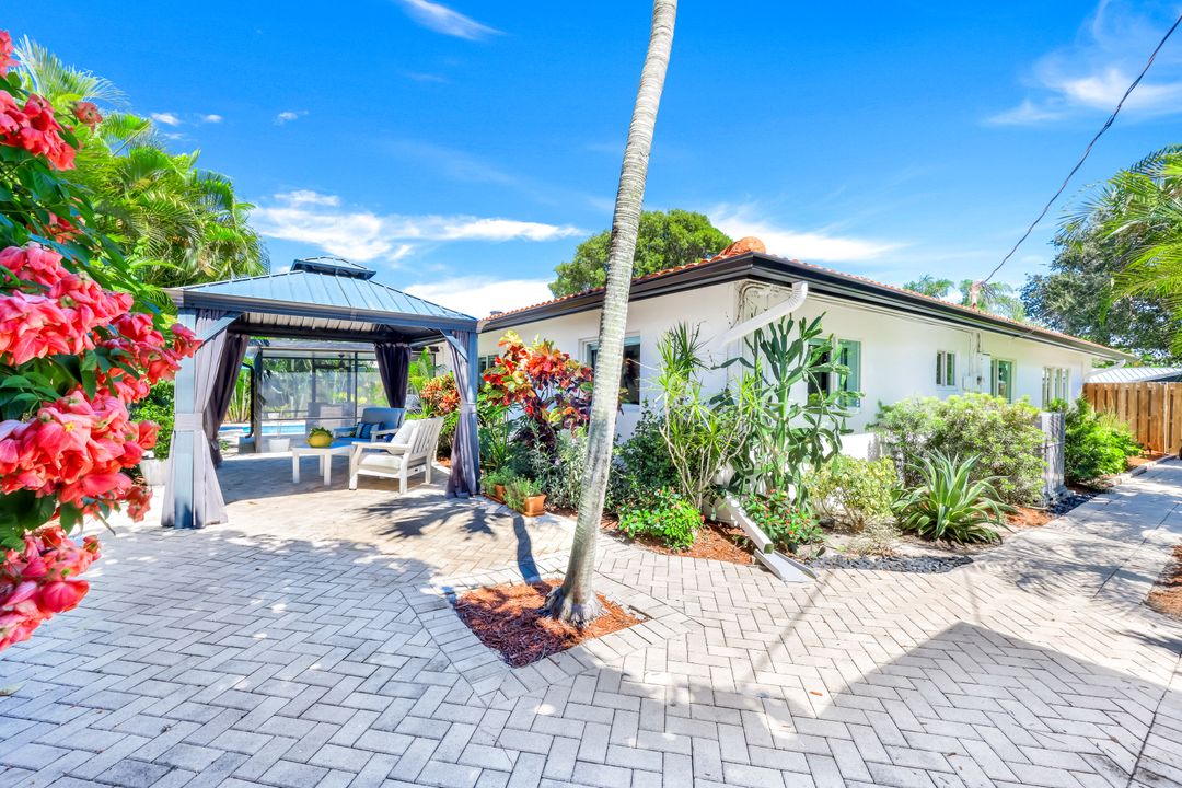 5779 NE 17th Ave, Fort Lauderdale, FL 33334