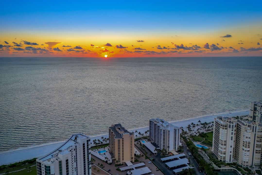 4001 Gulf Shore Blvd N #902, Naples, FL 34103
