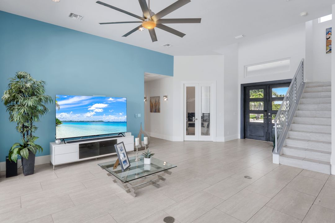 2826 SW 44th Terrace, Cape Coral, FL 33914