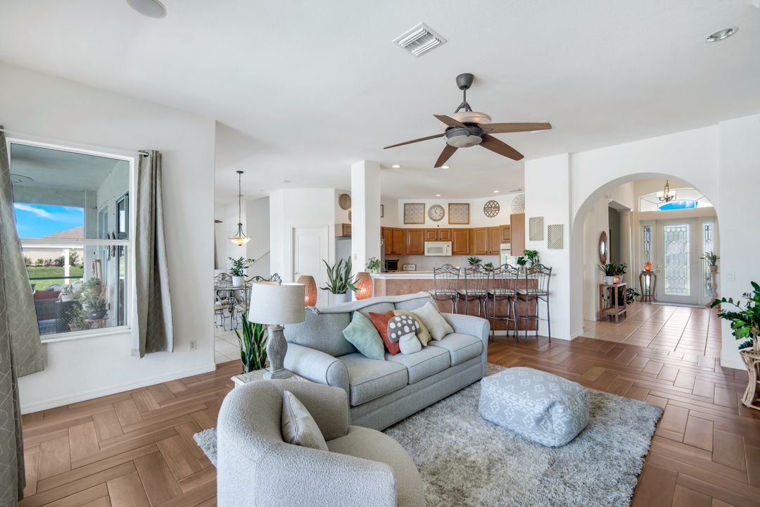 1206 NW 18th Terrace, Cape Coral, FL 33993