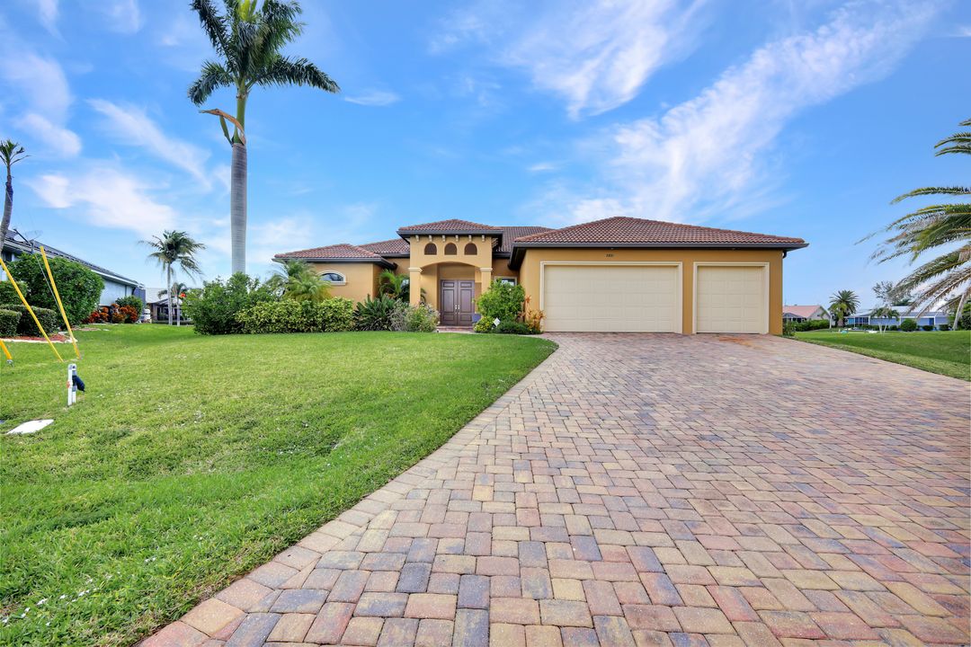 2801 SW 33rd St, Cape Coral, FL 33914