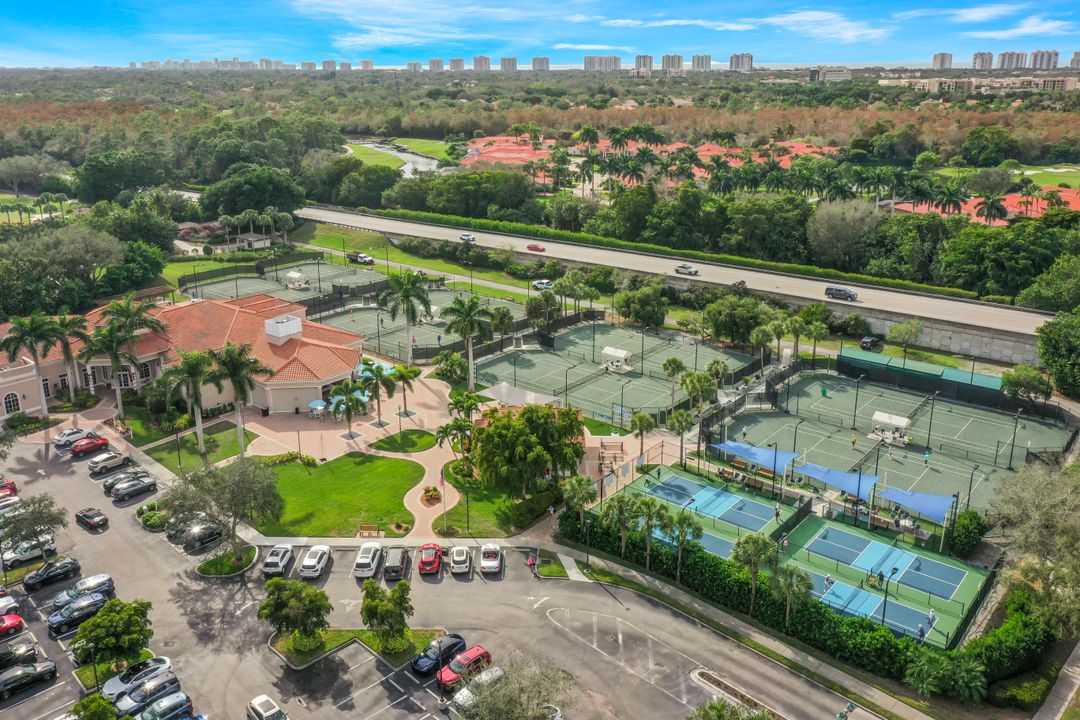 1550 Clermont Dr  #E-101, Naples, FL 34109