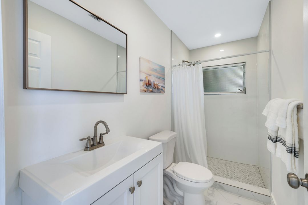 4530 Vinsetta Ave, North Fort Myers, FL 33903