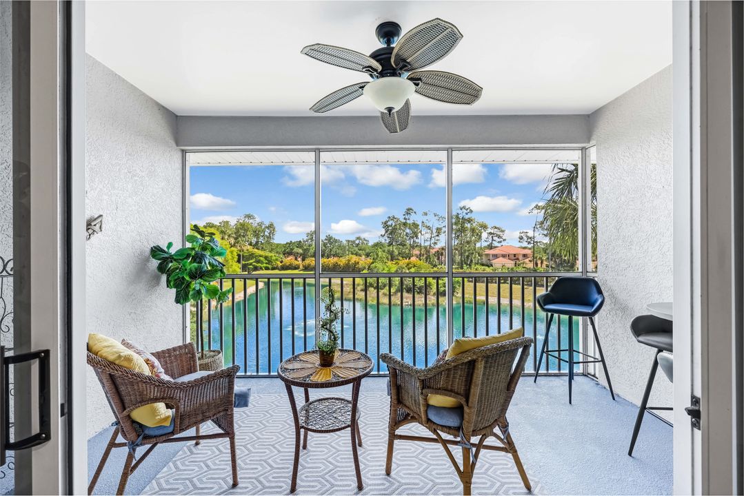 7827 Regal Heron Cir #302, Naples, FL 34104