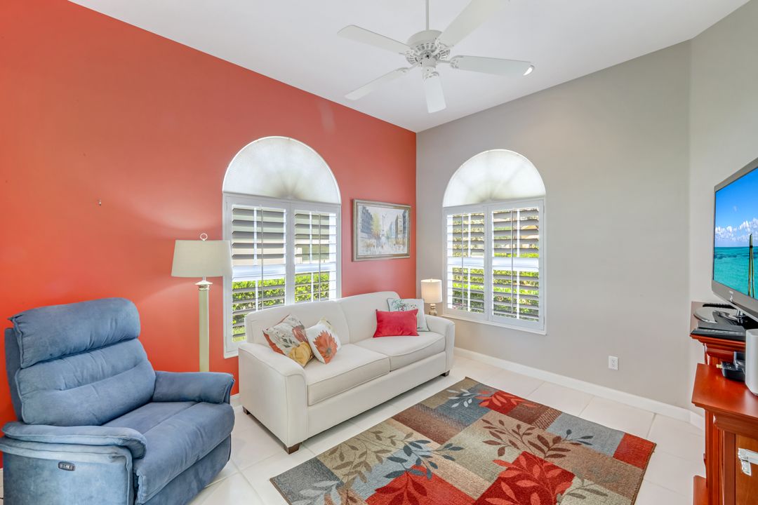 3794 Whidbey Way, Naples, FL 34119