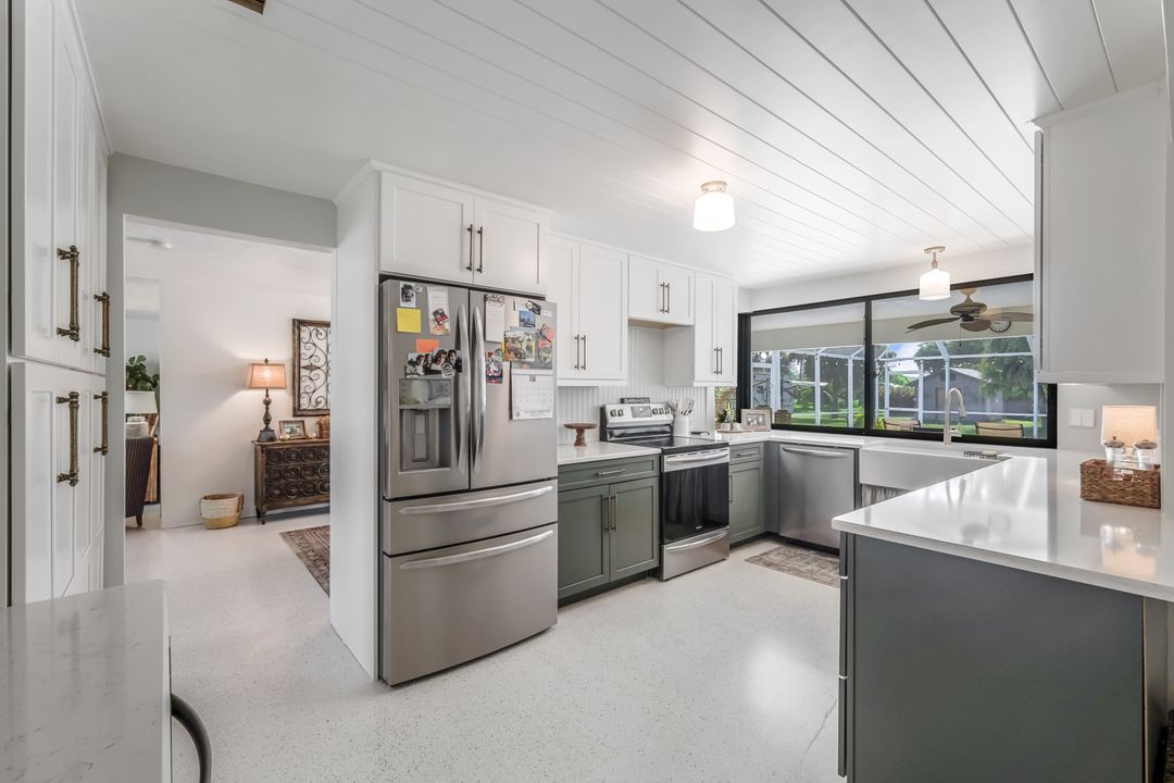 212 Maple Ave N, Lehigh Acres, FL 33936