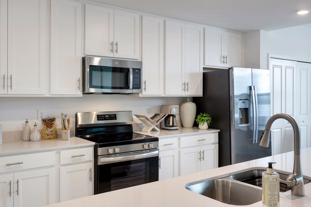 5433 Double Eagle Cir #2914, Ave Maria, FL 34142