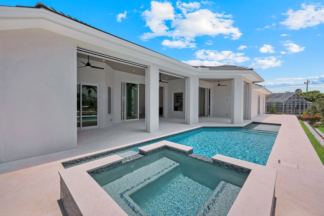 488 Capri Ct, Marco Island, FL 34145