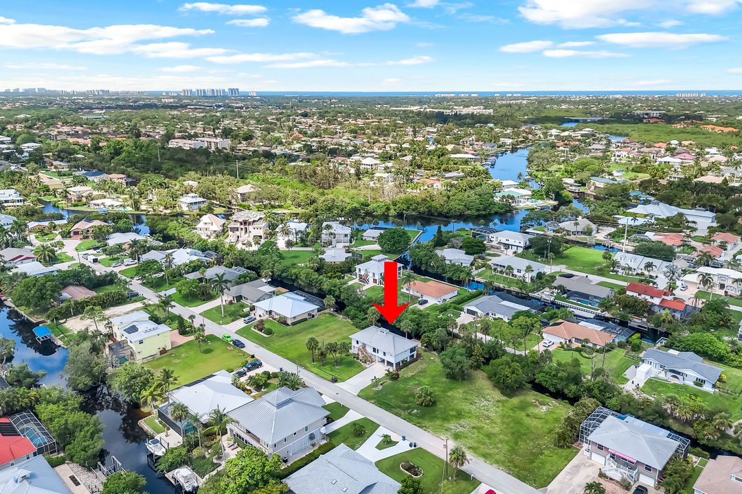27136 Belle Rio Dr, Bonita Springs, FL 34135