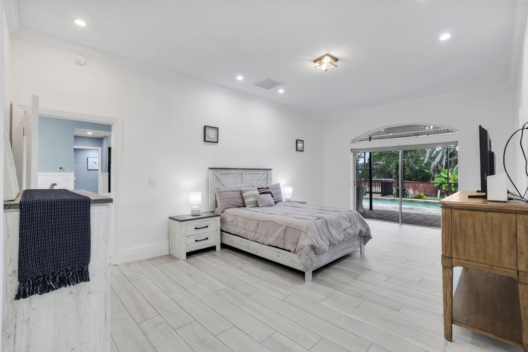 392 Yellowbird St, Marco Island, FL 34145