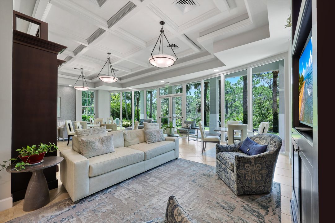 275 Indies Way #503, Naples, FL 34110