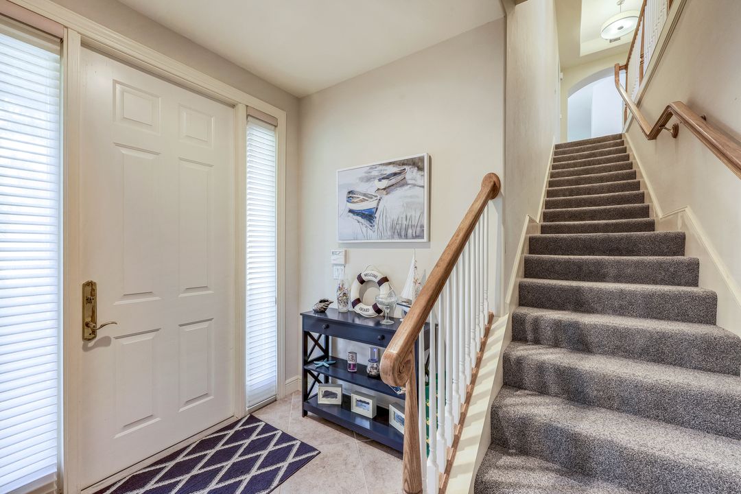 6120 Montelena Cir #2201, Naples, FL 34119