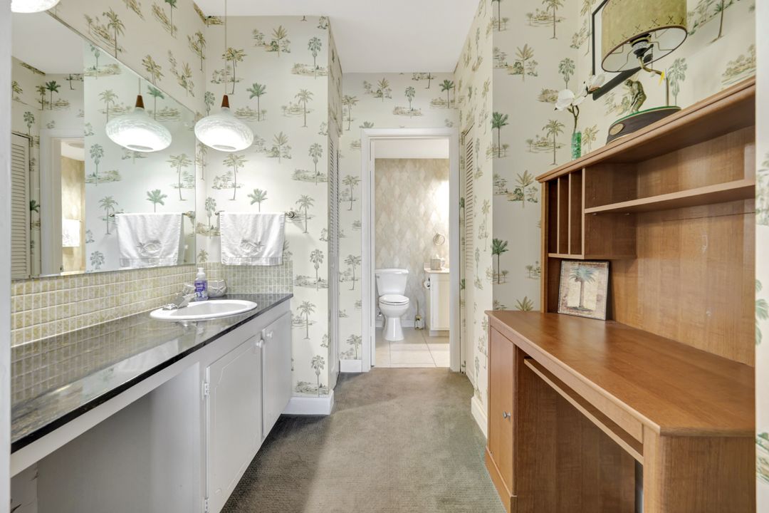 60 W Pelican St #401, Naples, FL 34113