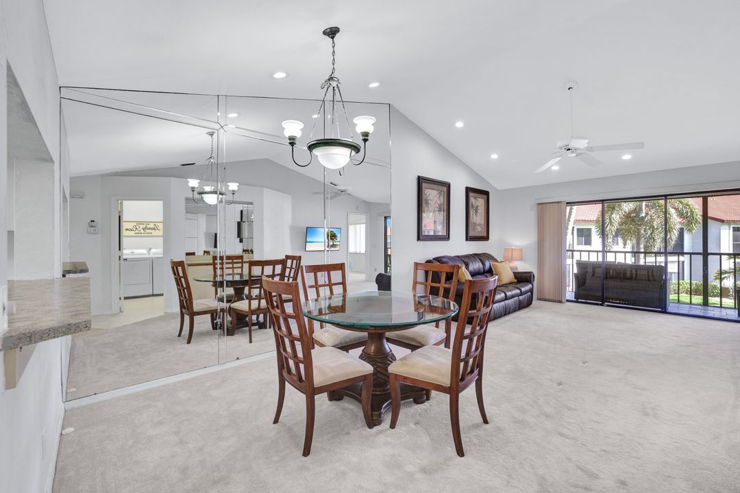 4987 Pepper Cir, Naples, FL 34113