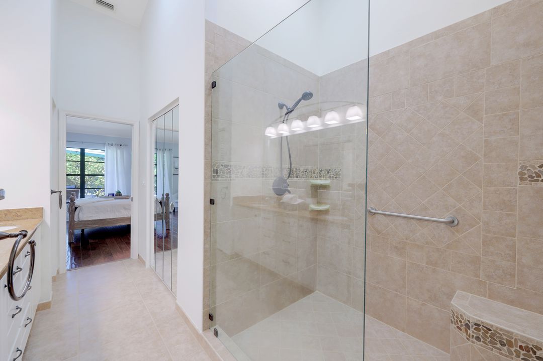 430 Cypress Way E, Naples, FL 34110