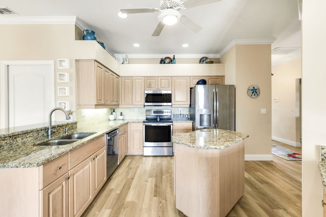 25681 Springtide Ct, Bonita Springs, FL 34135