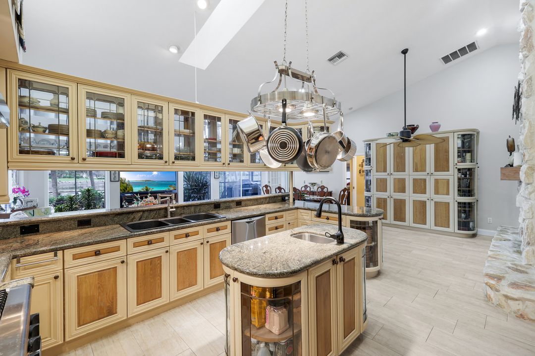 16861 Fox Den SW, Fort Myers, FL 33908
