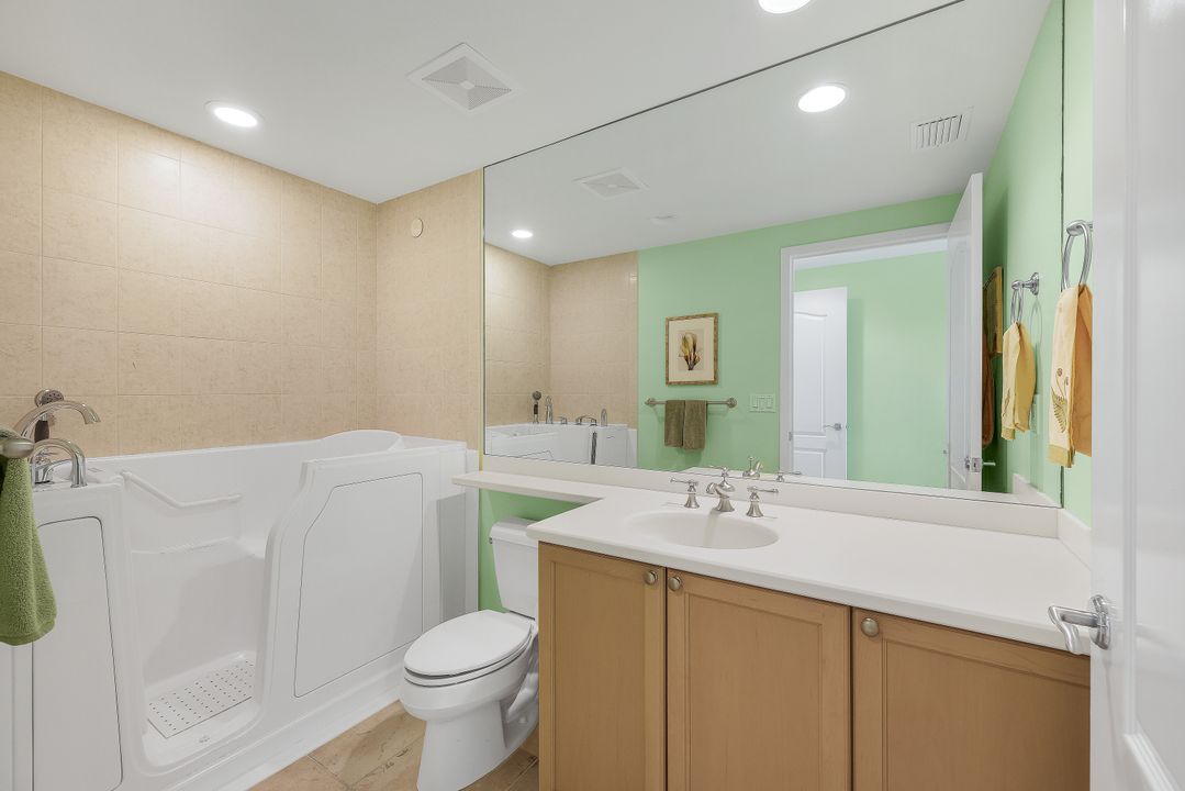 4801 Bonita Bay Blvd #1401, Bonita Springs, FL 34134