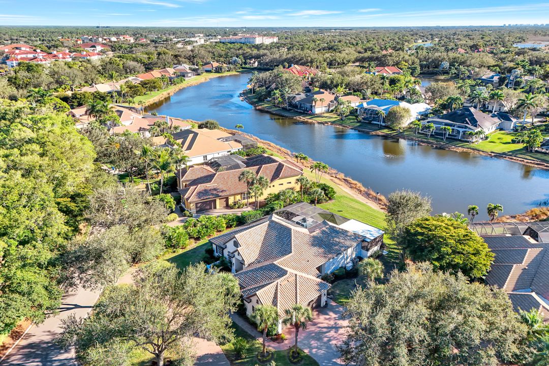 3601 Glenwater Ln, Bonita Springs, FL 34134