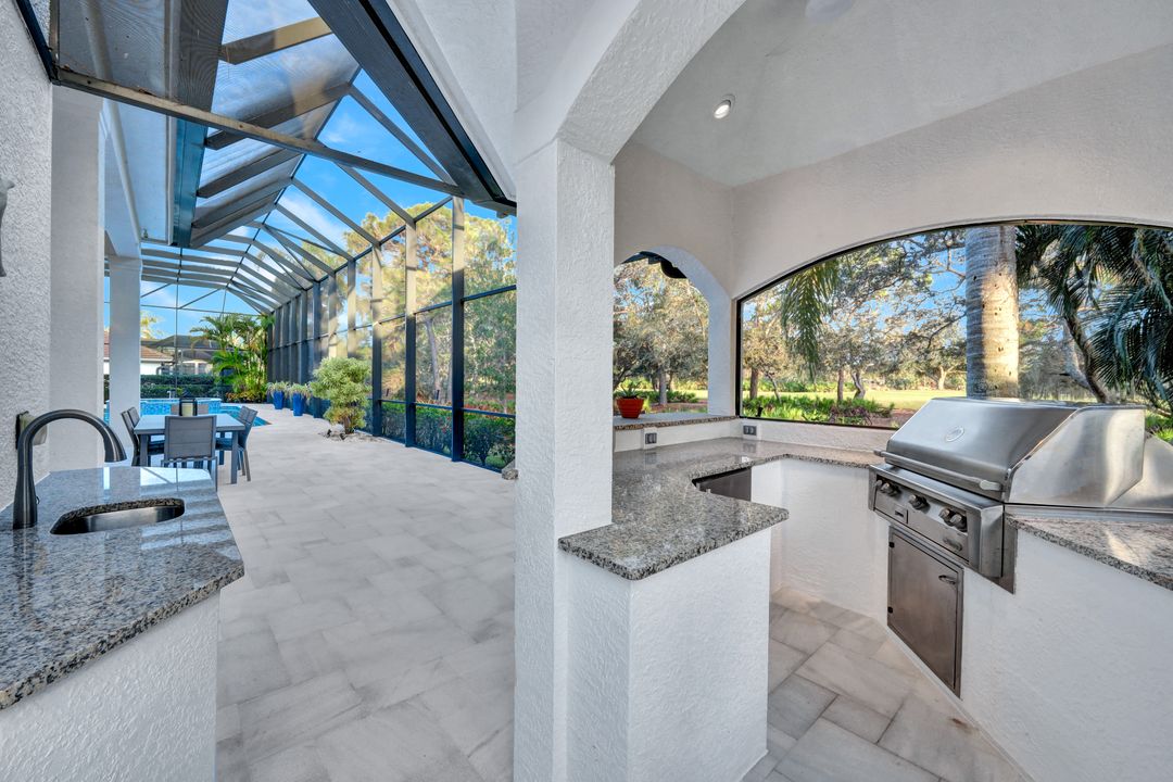 253 Cheshire Way, Naples, FL 34110
