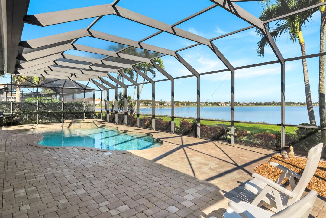 8765 Hideaway Harbor Ct, Naples, FL 34120