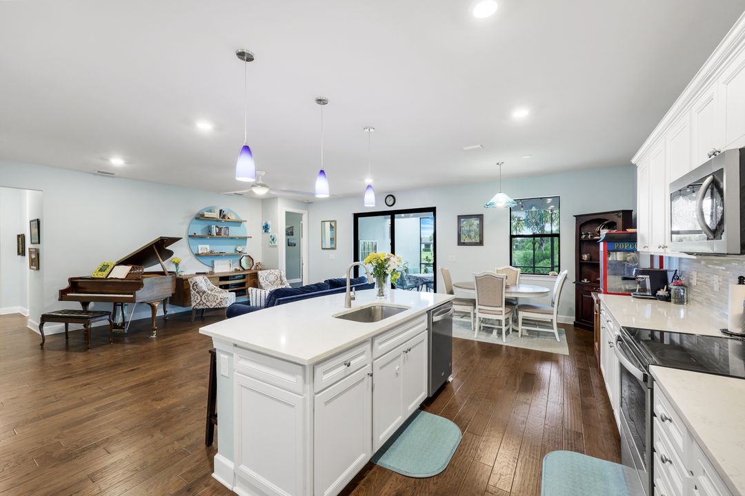 17274 Hadlow Pl, Fort Myers, FL 33967