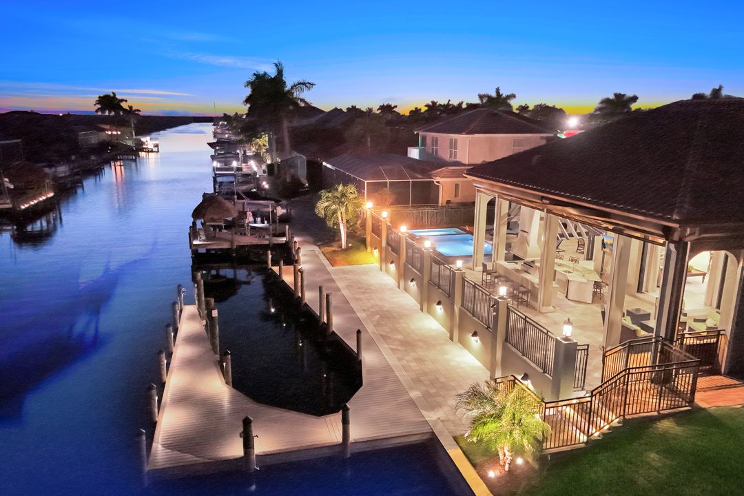 2304 El Dorado Pkwy W, Cape Coral, FL 33914