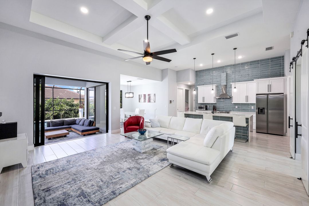 2709 SW 42nd Ln, Cape Coral, FL 33914