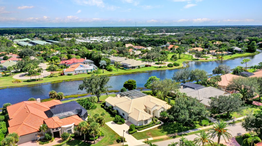 24421 Woodsage Dr, Bonita Springs, FL 34134