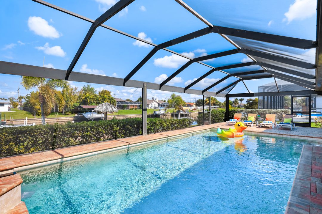 1409 SE 17th St, Cape Coral, FL 33990