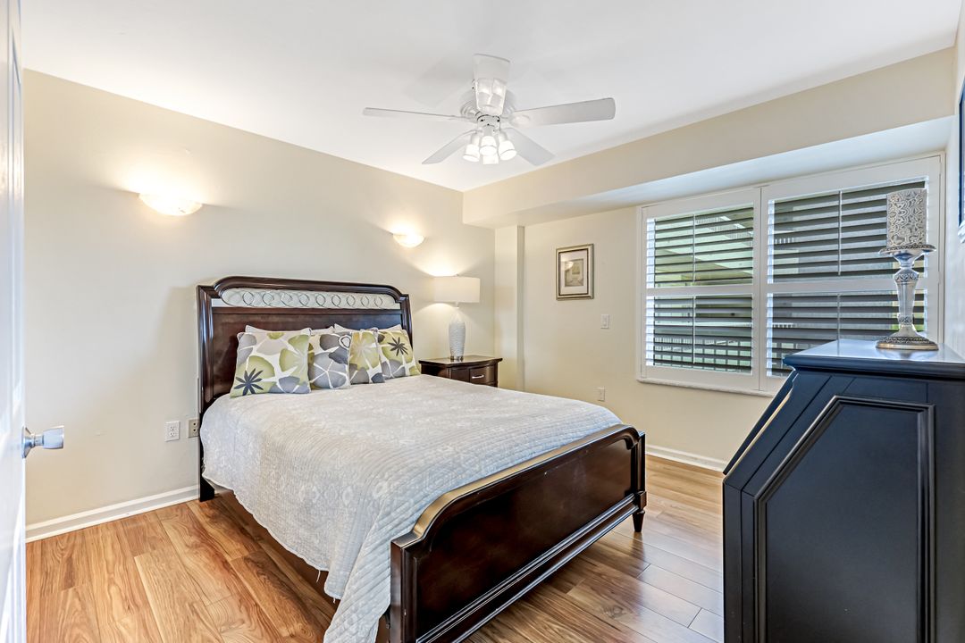 21 Bluebill Ave, Naples, FL 34108