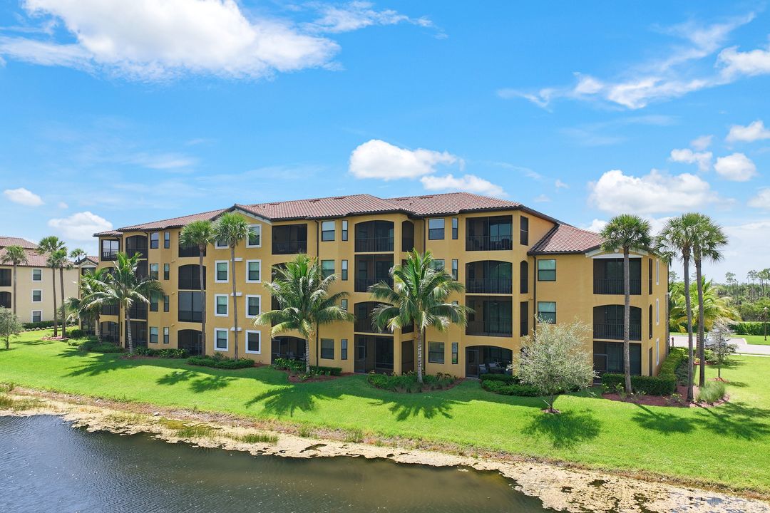 9590 Trevi Ct #5314, Naples, FL 34113