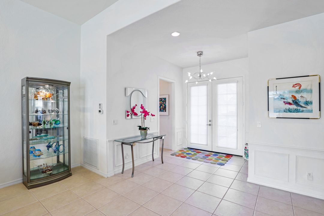 9956 St Moritz Dr, Miromar Lakes, FL 33913