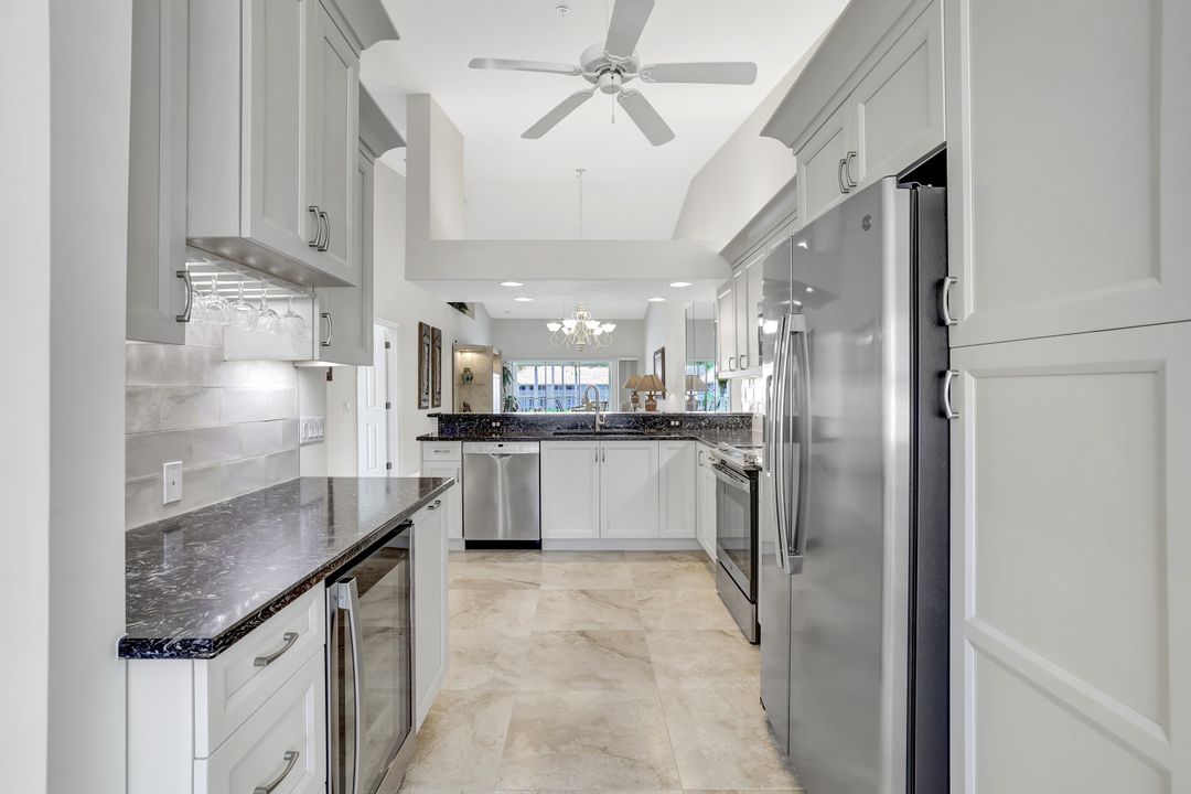 2370 Magnolia Ave #2, Naples, FL 34112