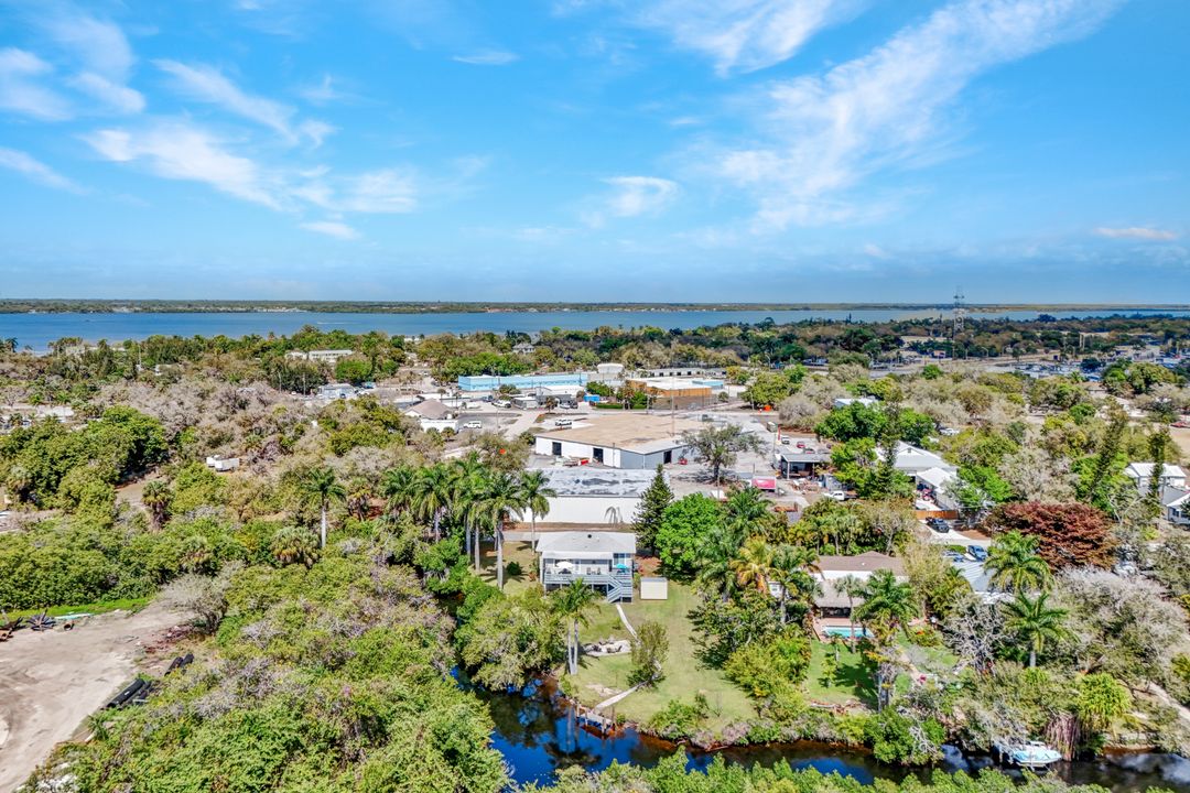 3210 King St, Fort Myers, FL 33916