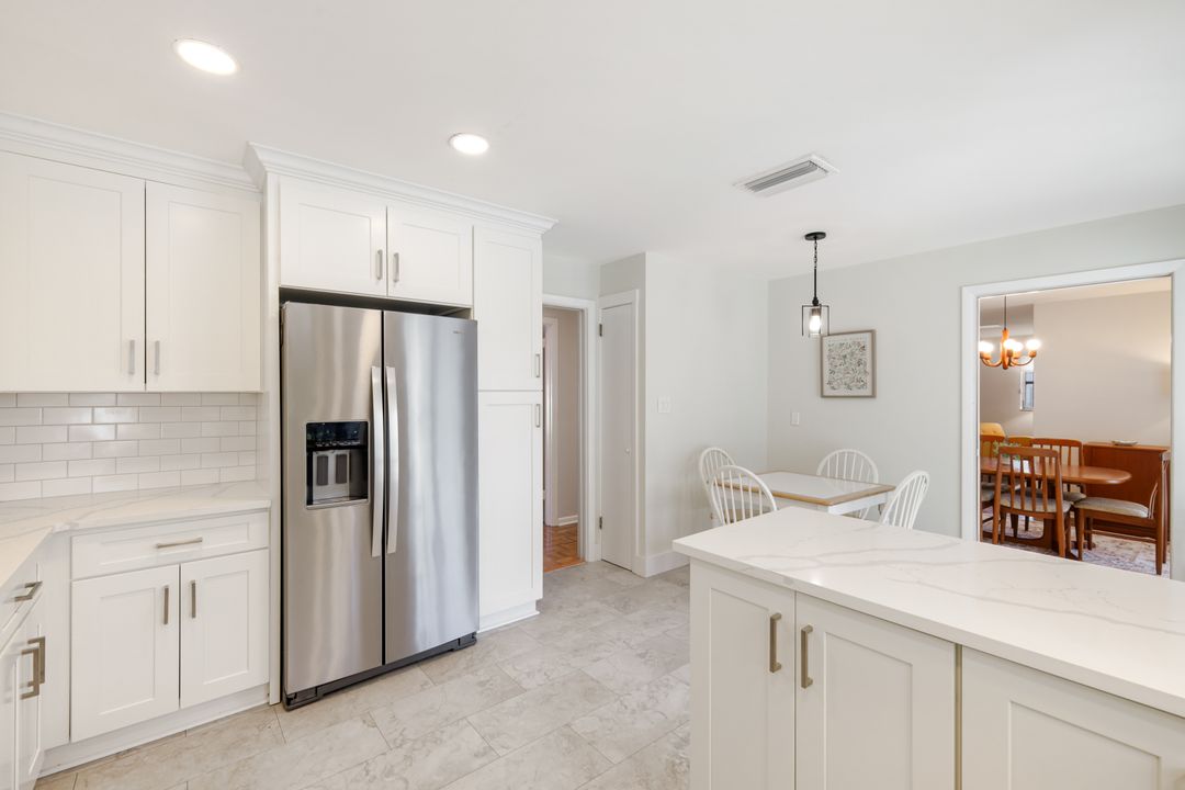 1334 Vesper Dr, Fort Myers, FL 33901