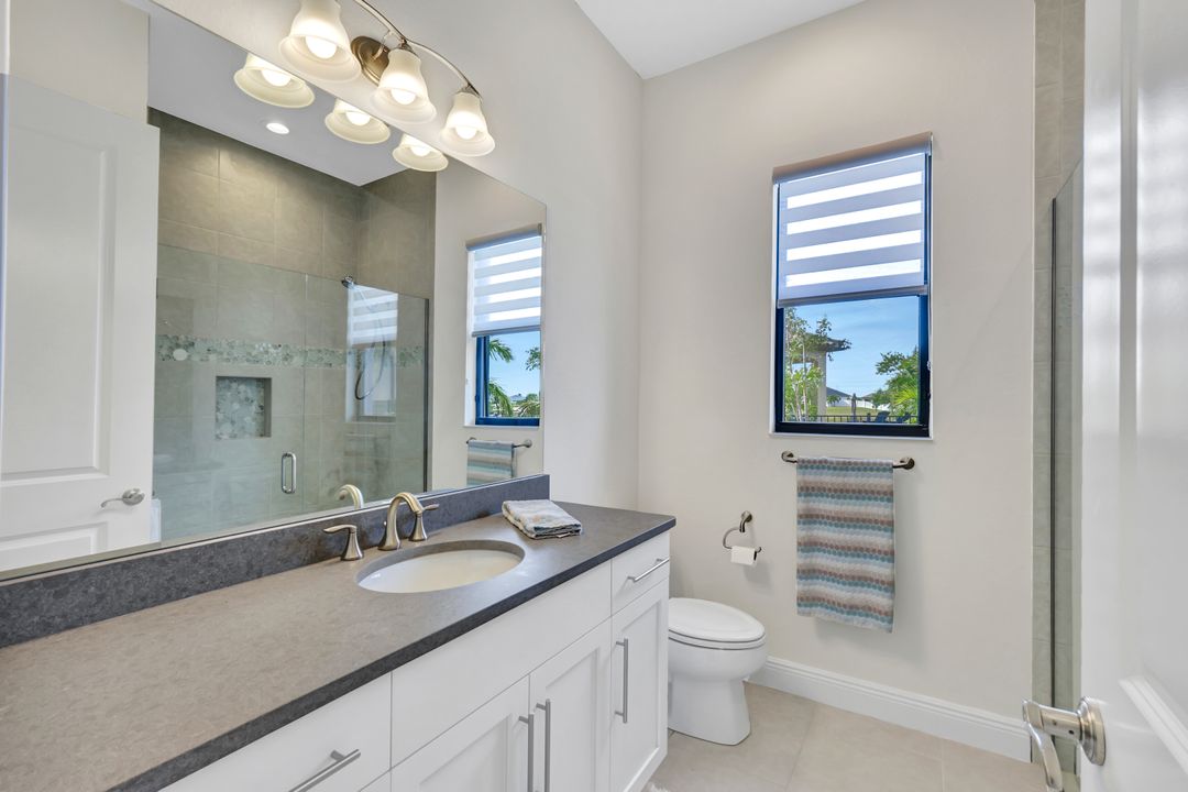 3215 NW 17th Ln, Cape Coral, FL 33993