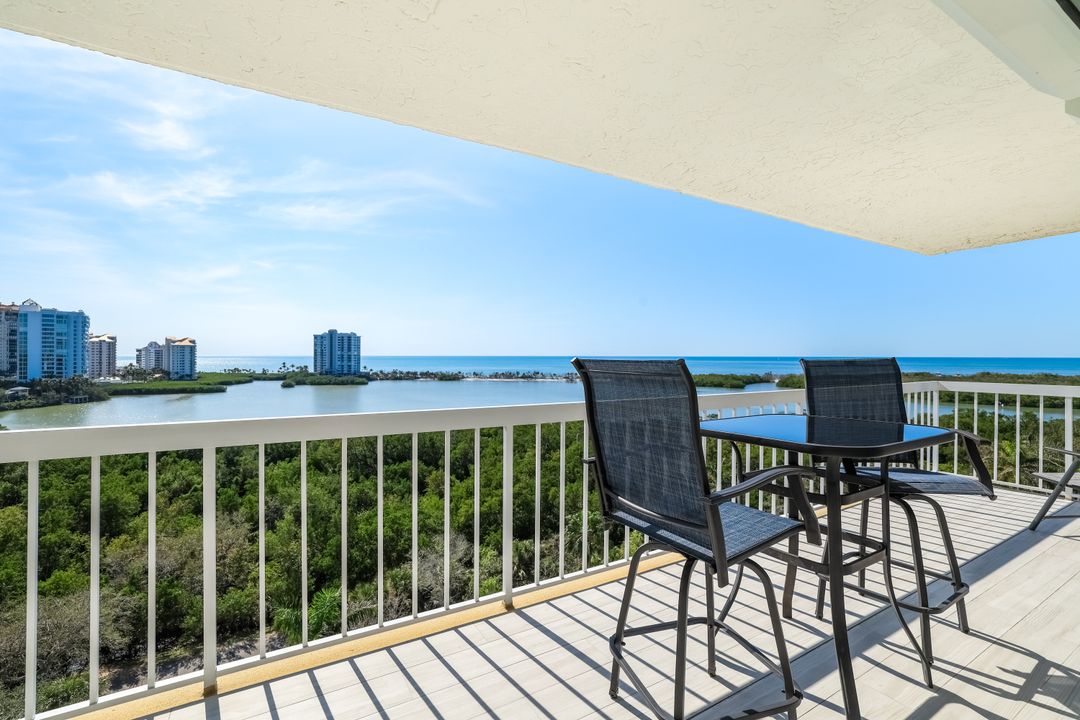 5501 Heron Point Dr #904, Naples, FL 34108