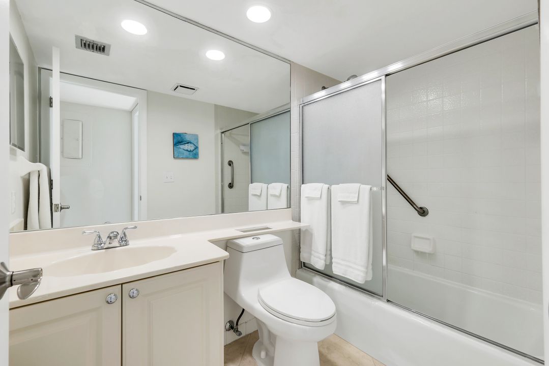 26171 Hickory Blvd #8B, Bonita Springs, FL 34134