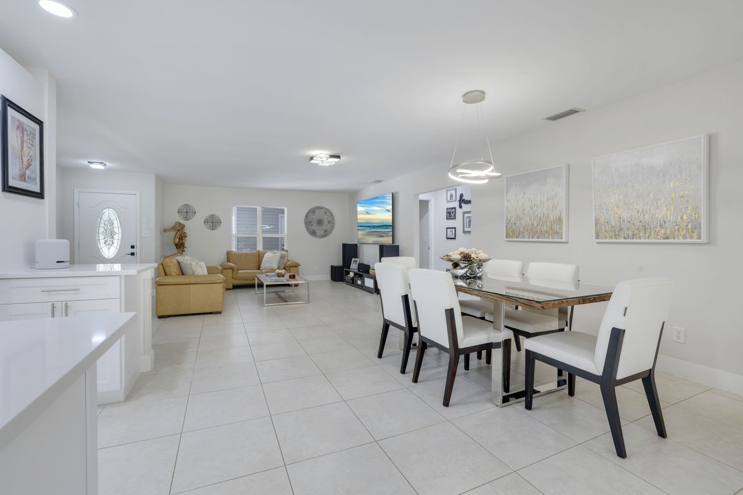 2855 66th St SW, Naples, FL 34105