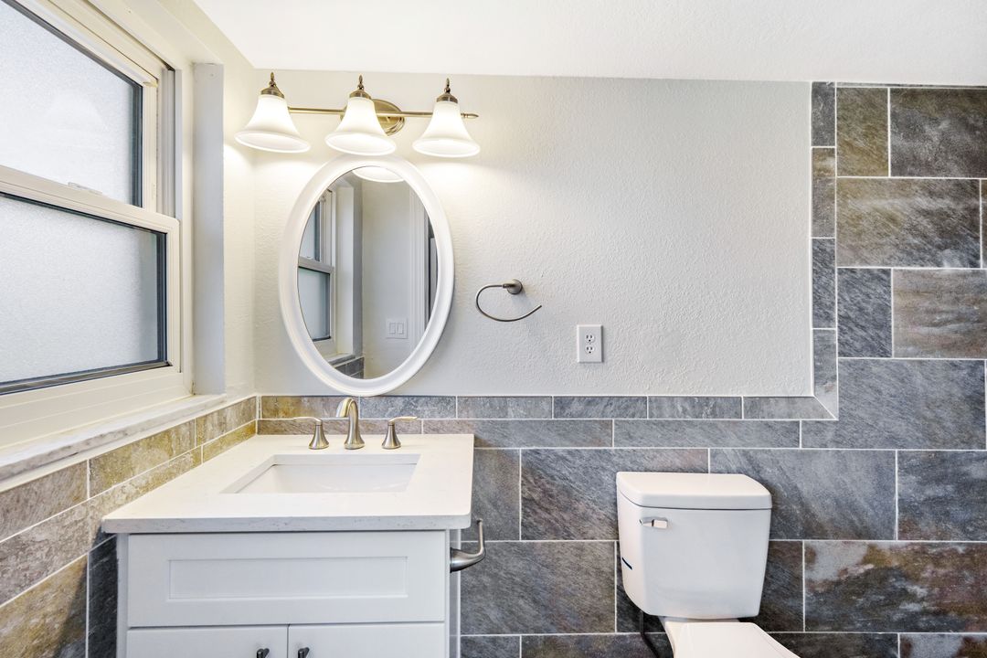 247 SE 46th St, Cape Coral, FL 33904