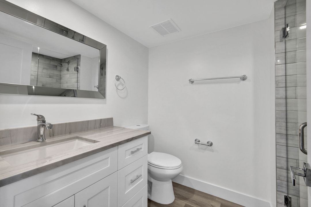 1910 Gulf Shore Blvd N, Naples, FL 34102