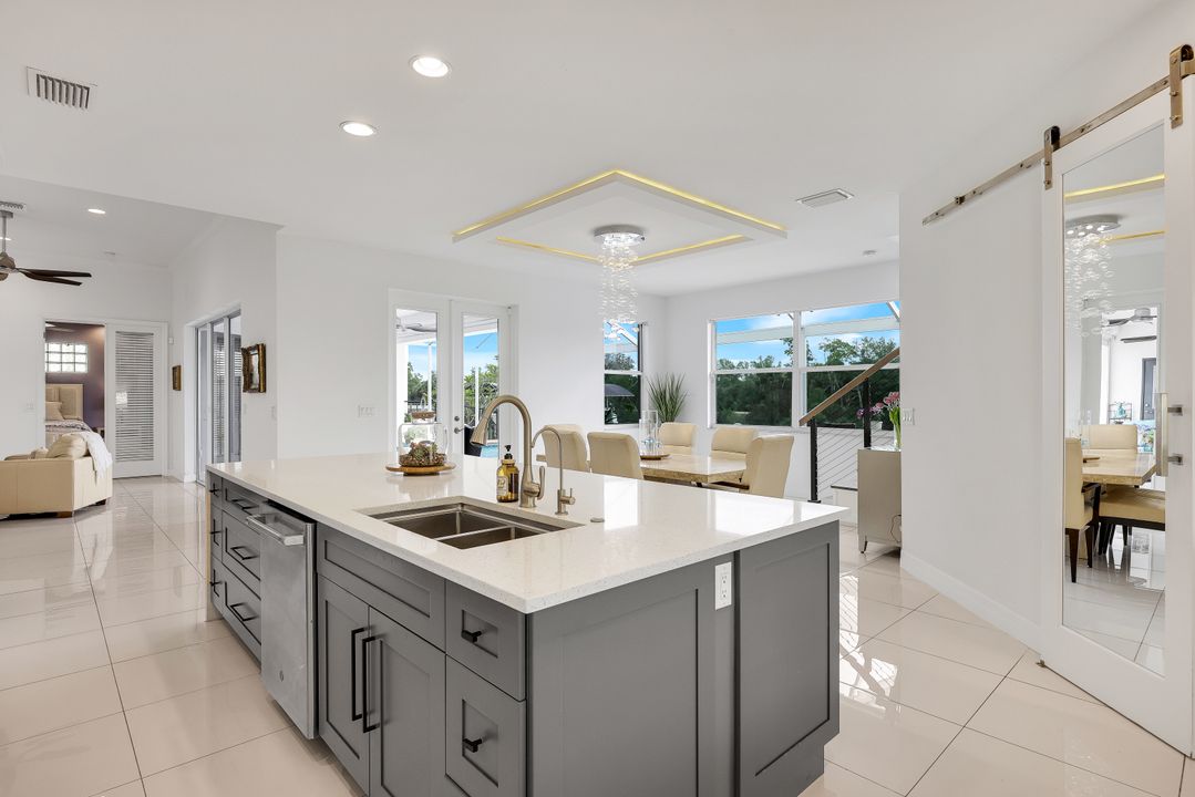 2309 SE 20th Pl, Cape Coral, FL 33990