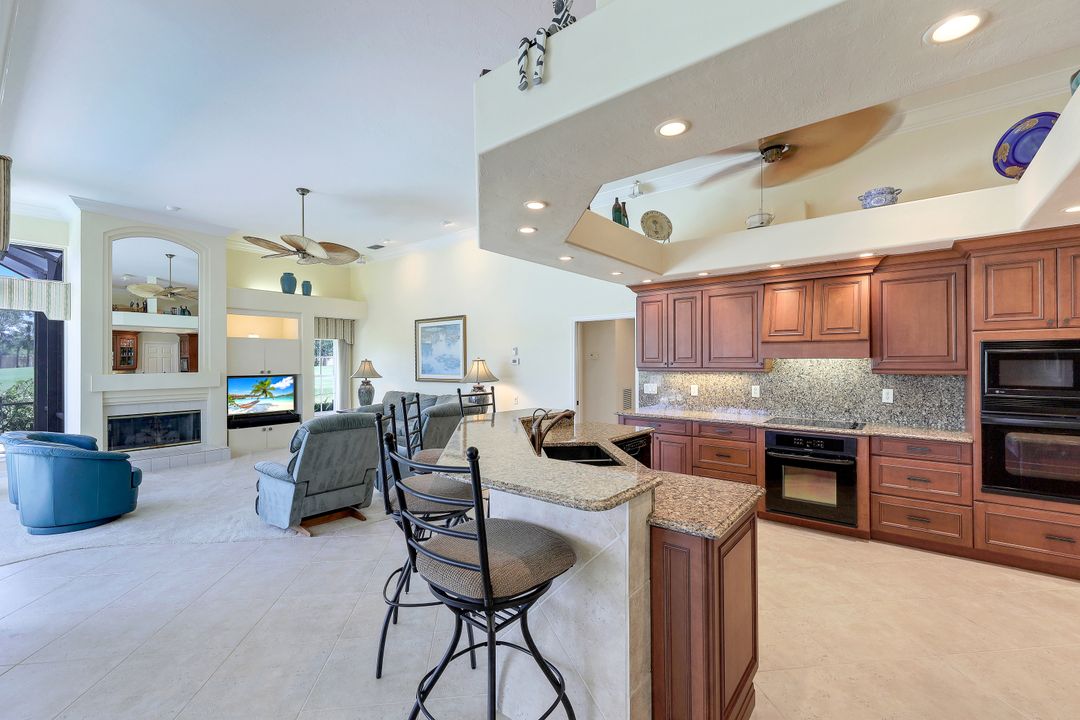 13111 Bridgeford Ave, Bonita Springs, FL 34135